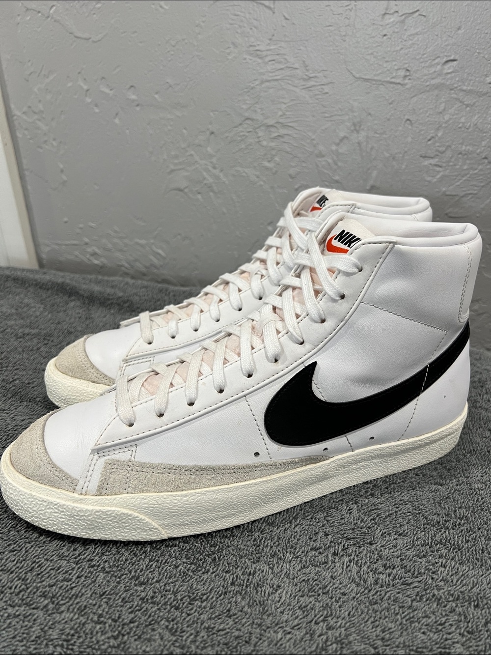 🔥🔥 NIKE BLAZER MID '77 SNEAKER SHOES WHITE/ BLACK Men Size 10 - EXCELLENT 🔥🔥